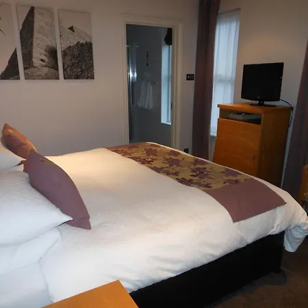 The Bar And Restaurant 3*