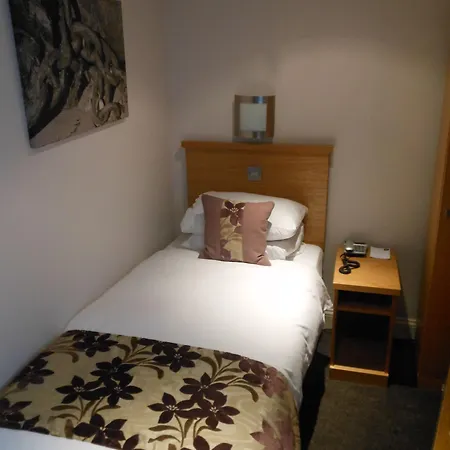 The Bar And Restaurant Hotel Saint Helier Jersey