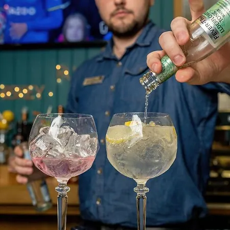 The Bar And Restaurant 3*