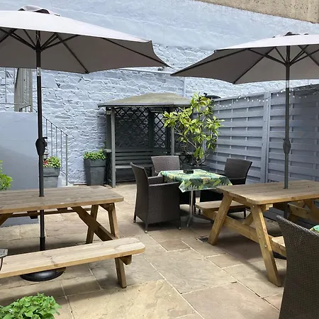 The Bar And Restaurant 3*