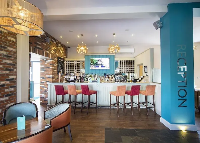 Hotel The Bar And Restaurant