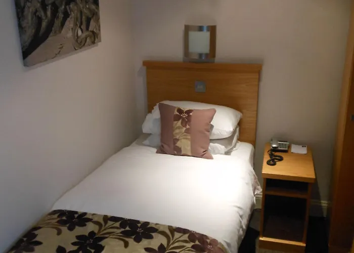 The Bar And Restaurant Hotel Saint Helier Jersey