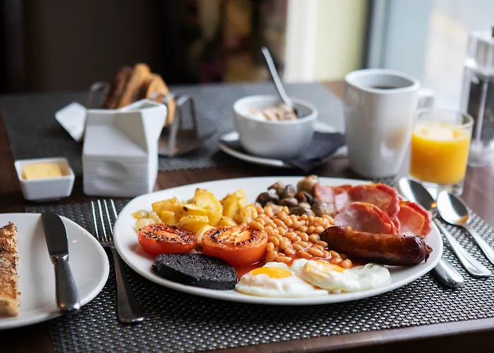 Hotel The Bar And Restaurant