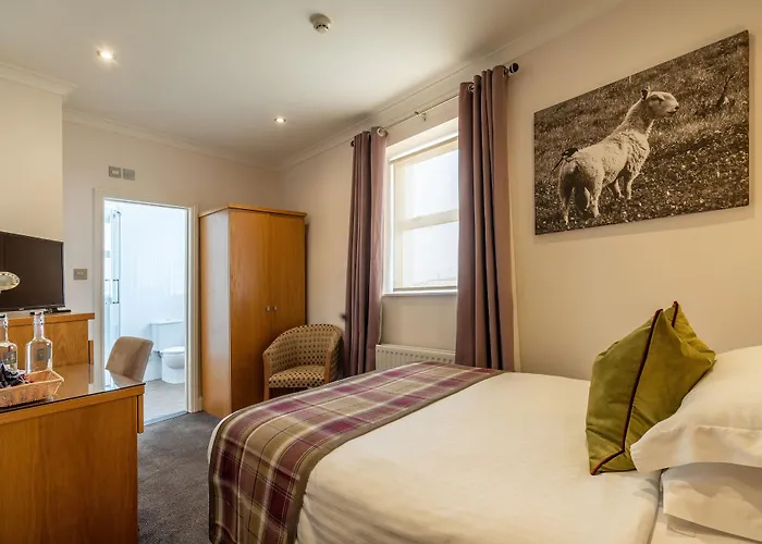 The Bar And Restaurant Hotel Saint Helier Jersey