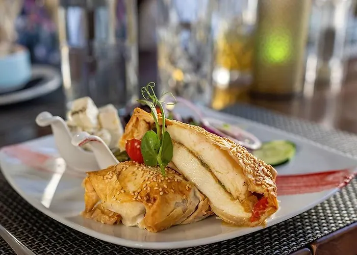 Hotel The Bar And Restaurant