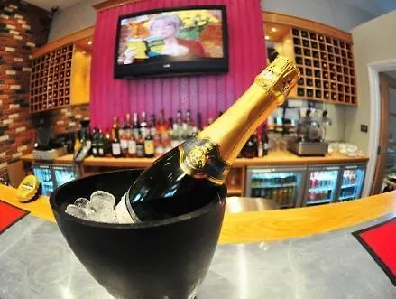 The Bar And Restaurant Hotel