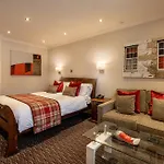 Hotel The Bar And Restaurant Saint Helier