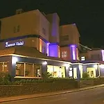 The Bar And Restaurant Hotel 3*