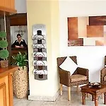 Hotel The Bar And Restaurant Saint Helier