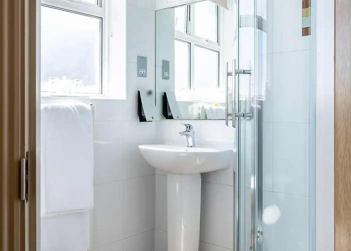 The Bar And Restaurant Hotel 3*