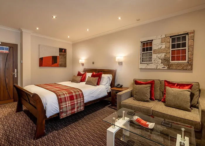 Hotel The Bar And Restaurant Saint Helier