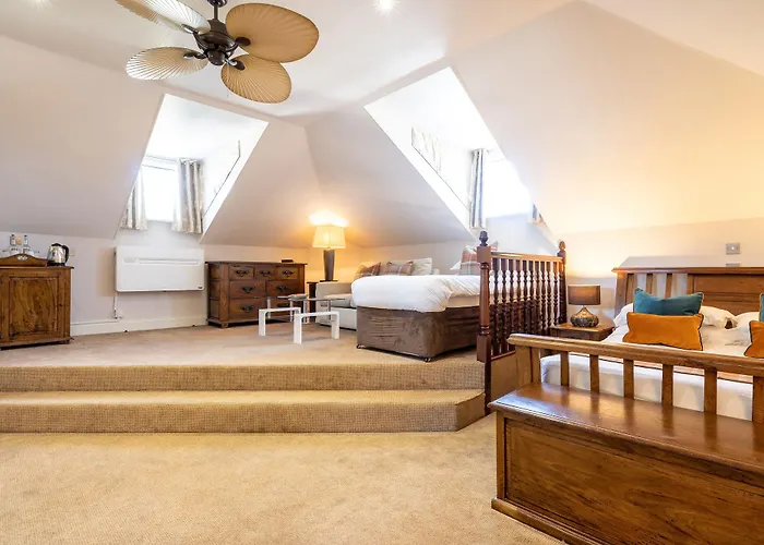 The Bar And Restaurant Hotel Saint Helier