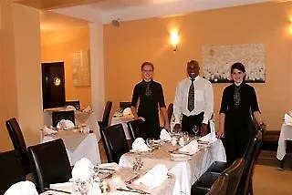 The Bar And Restaurant Hotel